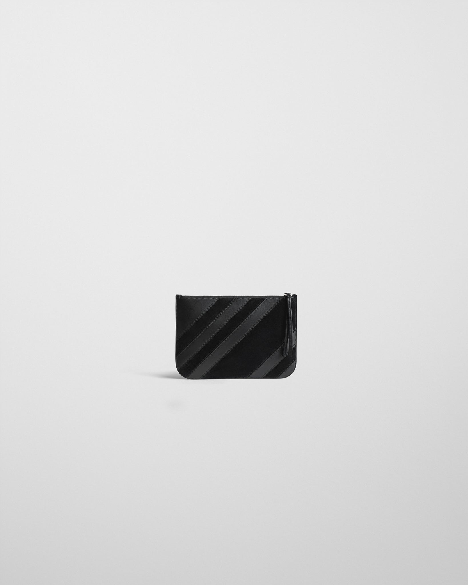 View of pocket pouch in black leather.