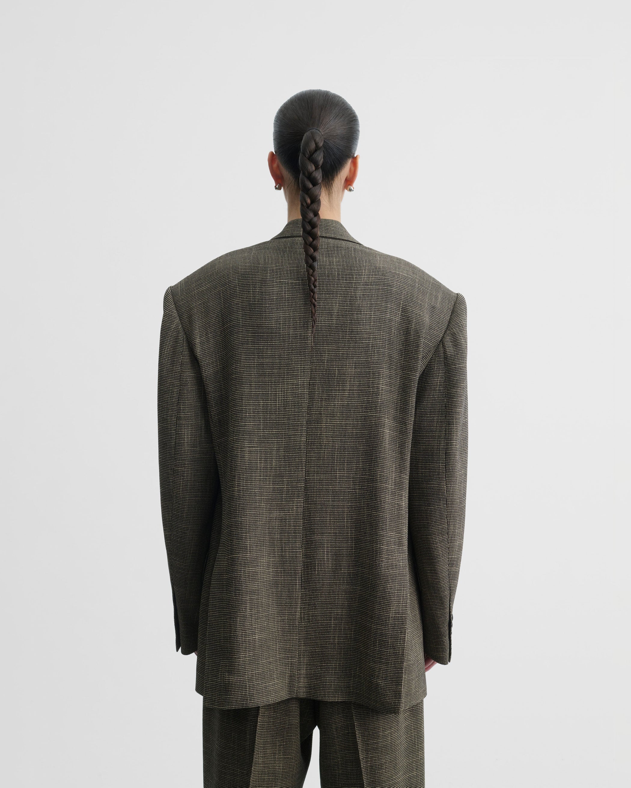 Back close up model view of the Tailored Jacket in salt and pepper